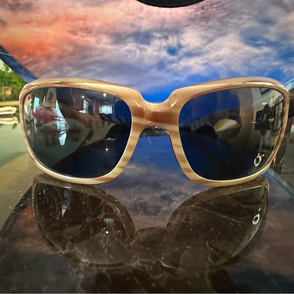 Costa Del Mar Isabella Tan Sunglasses Stylish Design Ultimate UV Protection